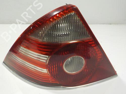 Used Left taillight FORD MONDEO III (B5Y) 2.0 TDCi (130 hp) 11818738