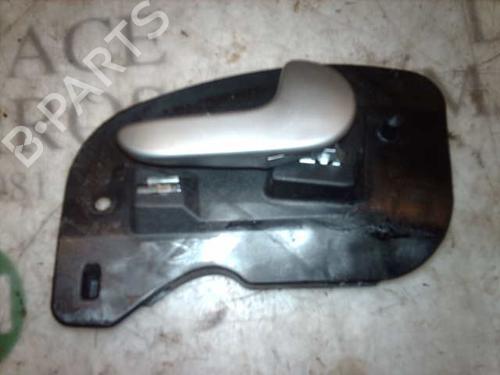 Used Front right interior door handle Front right interior door handle OPEL CORSA C (X01) 1.2 (F08, F68) (75 hp) 3738555 3738555