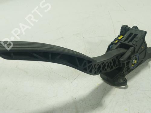 Pedal CHEVROLET CAMARO 6.2 (401 hp) 32408122