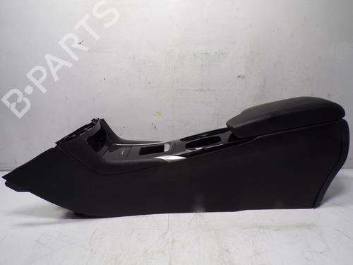 Used Armrest / Center console Armrest / Center console INFINITI Q30 [2015-2026] 10158192 10158192