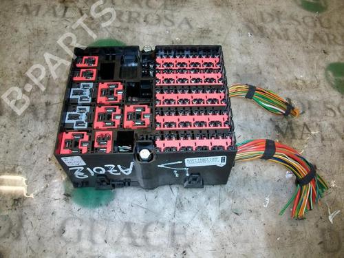 Used Fuse box FORD FIESTA V (JH_, JD_) [2001-2014]  3753368
