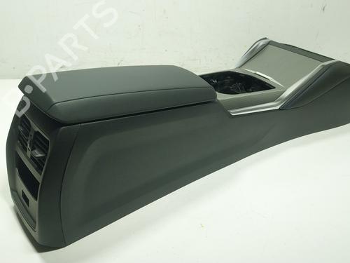 Used Armrest / Center console Armrest / Center console BMW 4 Gran Coupe (G26) 420 d Mild-Hybrid xDrive (190 hp) 29493300 29493300