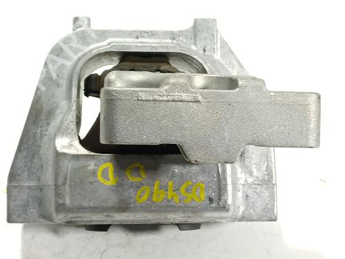 Used Engine mount Engine mount SKODA KAROQ (NU7, ND7) 1.5 TSI (150 hp) 34497538 34497538