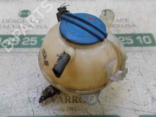 Used Expansion tank VW GOLF VI (5K1) 1.6 TDI (105 hp) 5321998