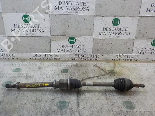Used Right front driveshaft RENAULT CLIO III (BR0/1, CR0/1) [2005-2014]  3848403