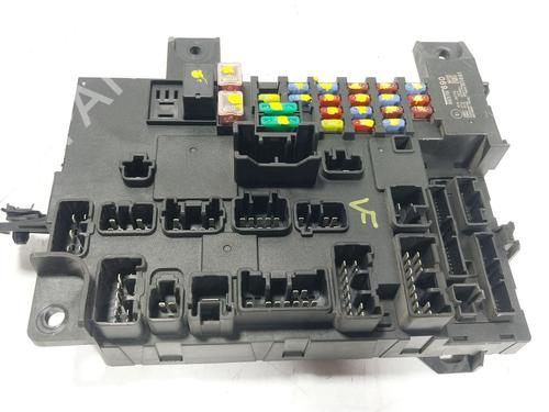 Used Fuse box Fuse box 36583092 36583092