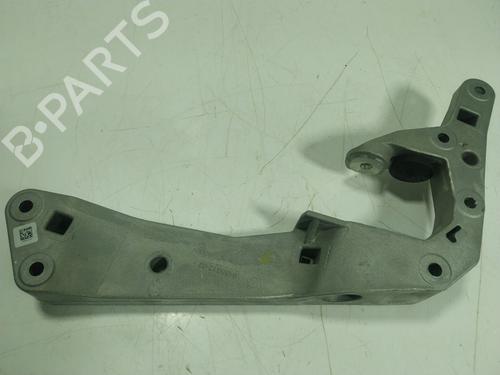 Used Support Support BMW 4 Coupe (G22, G82) M 440 i Mild-Hybrid xDrive (387 hp) 24738445 24738445