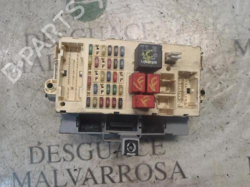 Used Fuse box FIAT STILO (192_) 1.9 JTD (192_XE1A) (115 hp) 3807019