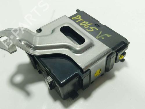 Electronic module TOYOTA COROLLA Hatchback (_E21_, _EA1_, _EH1_) 1.8 VVTi Hybrid (ZWE219) | BP39697459M83 - Image 2