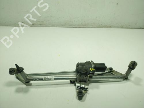 Used Front wiper motor VW TIGUAN (AD1, AX1) 2.0 TDI (150 hp) 30684246
