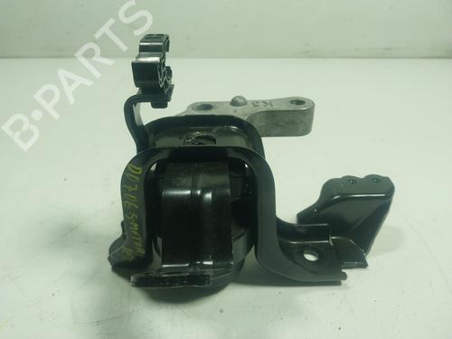 Used Engine mount TOYOTA COROLLA Liftback (_E11_) [1997-2002]  19309541