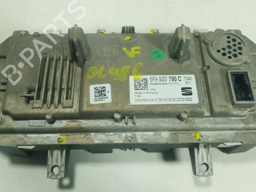 Instrument cluster SEAT LEON Sportstourer (KL8, KLD)  | BP25046712C47