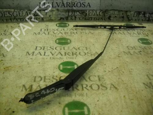 Used Front windshield wiper arm Front windshield wiper arm FIAT PANDA (169_) 1.3 D Multijet (169.AXC1A) (70 hp) 3762211 3762211