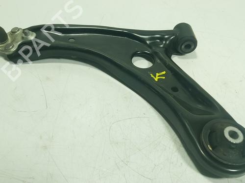 Used Left front suspension arm Left front suspension arm TOYOTA YARIS CROSS (MXP_) 1.5 Hybrid (MXPJ11) (131 hp) 29928690 29928690