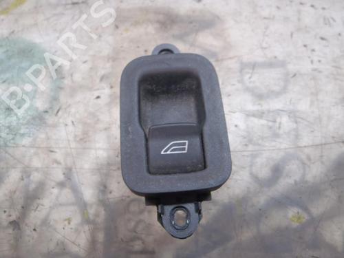 Used Right rear window switch Right rear window switch VOLVO V50 (545) 2.4 (170 hp) 4017253 4017253