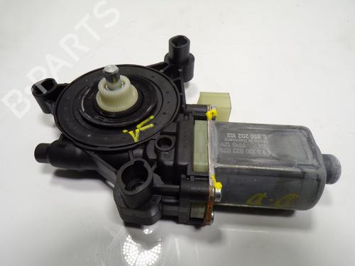 Used Right front window motor Right front window motor CUPRA LEON Sportstourer (KL8, KU8, KUD) [2020-2026] 13404727 13404727
