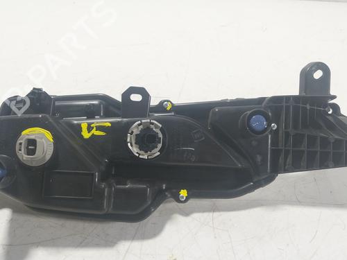 Left front indicator TOYOTA YARIS CROSS (MXP_) 1.5 Hybrid (MXPJ11) | BP32266772C32