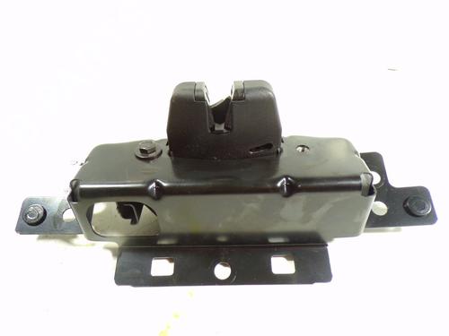 Used Tailgate lock Tailgate lock PEUGEOT 208 I (CA_, CC_) 1.6 BlueHDi 100 (100 hp) 8122048 8122048