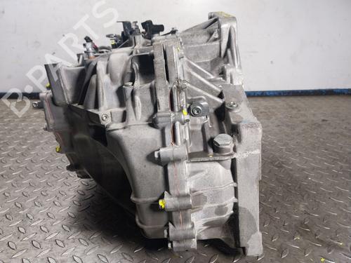 Gearbox KIA SORENTO III (UM) 2.2 CRDi 4WD | BP18728733M3 