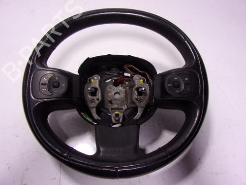 Used Steering wheel Steering wheel FIAT 500L (351_, 352_) 1.3 D Multijet (199LXY1A, 199LXY11) (84 hp) 15962910 15962910