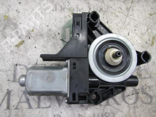 Vindusheismotor venstre bak VOLVO XC70 I Cross Country (295) [1997-2007]  3846581