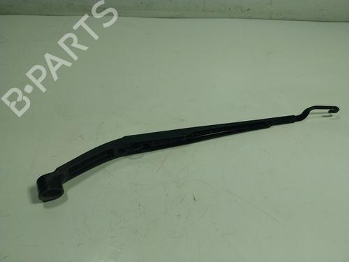 Front windshield wiper arm KIA CEE'D (JD) 1.6 CRDi 110 | BP17029348C143 