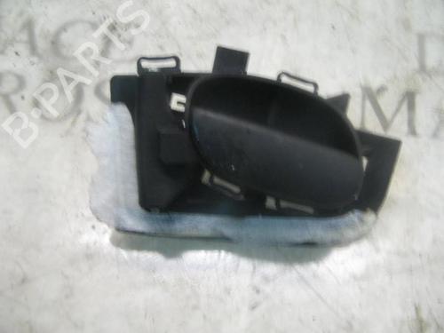 Used Front left interior door handle PEUGEOT 206 Hatchback (2A/C) 1.4 HDi (69 hp) 3740392