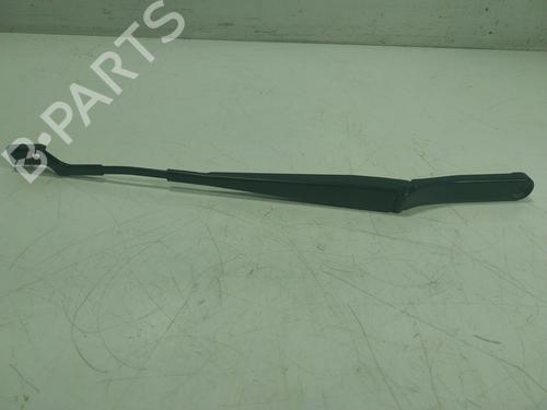 Used Front windshield wiper arm SKODA FABIA III (NJ3) 1.0 (75 hp) 17635436