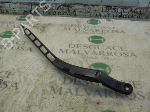 Used Front windshield wiper arm SEAT ALTEA (5P1) 1.9 TDI (105 hp) 3764449