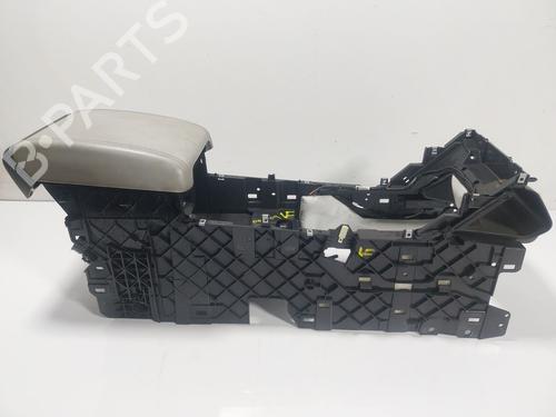 Used Armrest / Center console Armrest / Center console LAND ROVER RANGE ROVER EVOQUE (L538) 2.2 D 4x4 (150 hp) 24574915 24574915