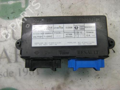 Elektronische module RENAULT LAGUNA I (B56_, 556_) 1.9 dCi (B56W) (107 hp) 3765113