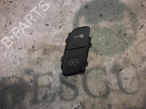 Used Electronic module VW POLO (9N_, 9A_) [2001-2014]  4013463