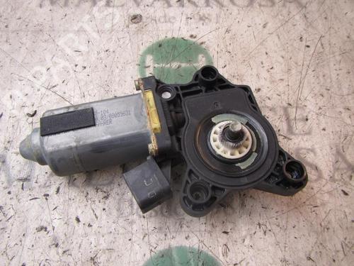 Used Left front window motor MERCEDES-BENZ S-CLASS (W220) [1998-2005]  3825471