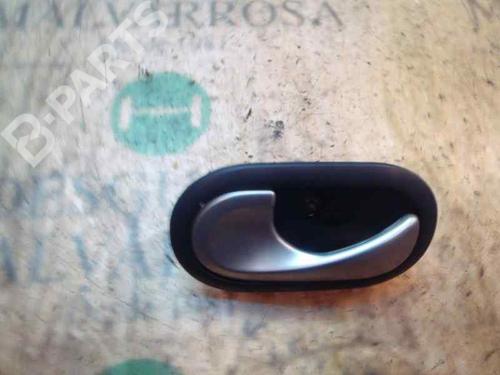 Used Rear left interior door handle Rear left interior door handle RENAULT CLIO III (BR0/1, CR0/1) 1.5 dCi (BR0H, CR0H, CR1S, BR1S) (106 hp) 3831605 3831605