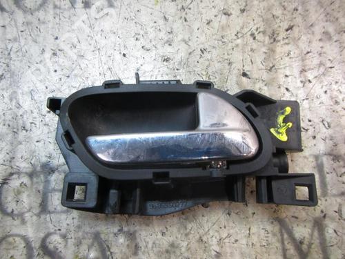 Used Rear right interior door handle Rear right interior door handle 3834833 3834833