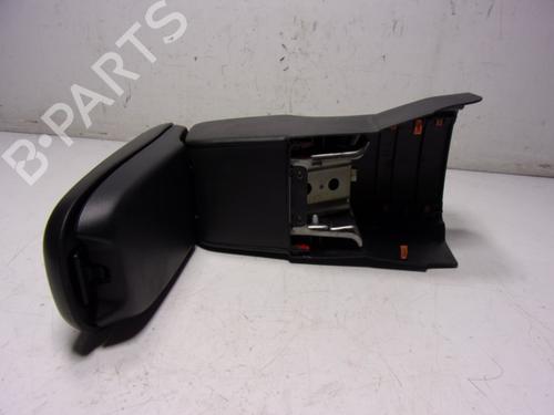 Armrest / Center console TOYOTA YARIS (_P21_, _PA1_, _PH1_) 1.5 Hybrid (MXPH11) | BP16768831I20 