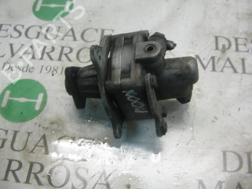 Used Steering pump Steering pump BMW 3 (E36) 318 i (113 hp) 3766077 3766077