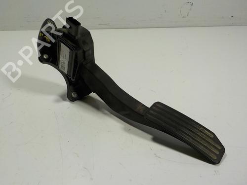 Used Pedal Pedal 13396206 13396206