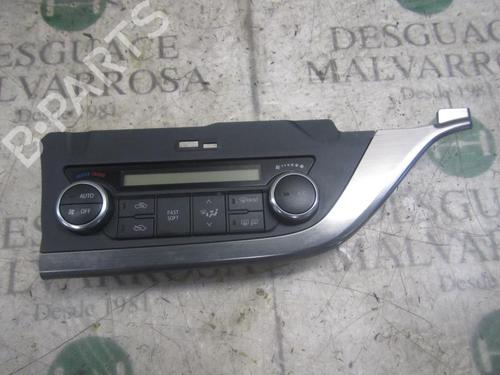Used Climate control Climate control TOYOTA AURIS Estate (_E18_) 2.0 D-4D (ADE186_) (124 hp) 4010598 4010598