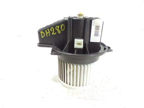 Used Heater blower motor FIAT 500 (312_) 1.2 (312AXA1A) (69 hp) 8224448