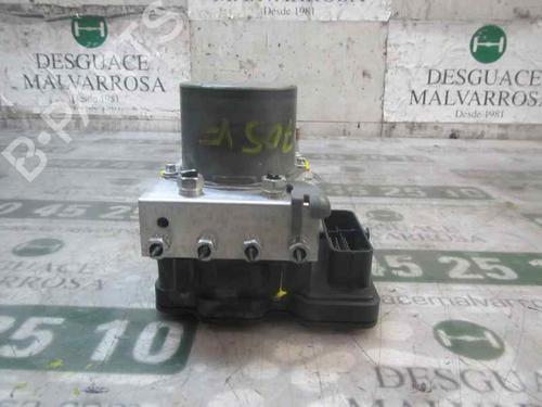 Used ABS pump TOYOTA VERSO (_R2_) 1.6 D4-D (WAR20_) (112 hp) 6250374