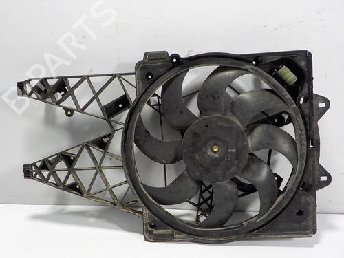 Used Radiator fan OPEL COMBO Tour (X12) [2012-2025]  13083911
