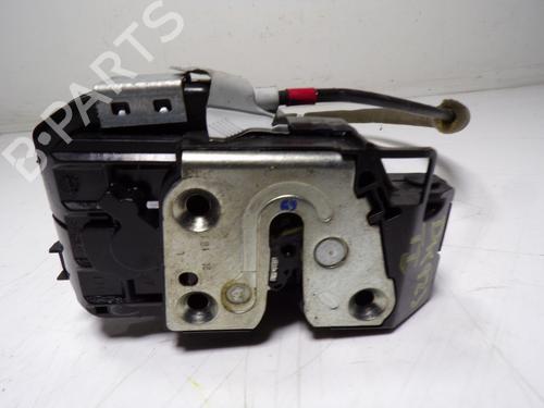 Used Rear left lock NISSAN QASHQAI II (J11, J11_) 1.2 DIG-T (115 hp) 13750164