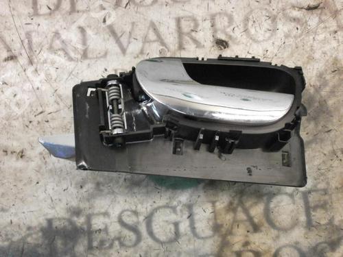 Used Rear left interior door handle Rear left interior door handle PEUGEOT 307 (3A/C) 1.6 16V (109 hp) 3788055 3788055