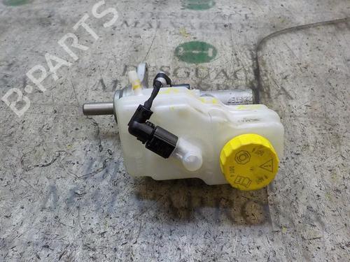Used Brake master cylinder Brake master cylinder AUDI A1 Sportback (8XA, 8XF) 1.0 TFSI (95 hp) 4006716 4006716
