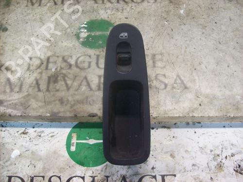 Used Left rear window switch Left rear window switch CHRYSLER 300M (LR) 2.7 V6 24V (203 hp) 3763915 3763915
