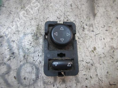 Used Mirror switch Mirror switch PEUGEOT 406 (8B) 2.1 TD 12V (109 hp) 3840844 3840844