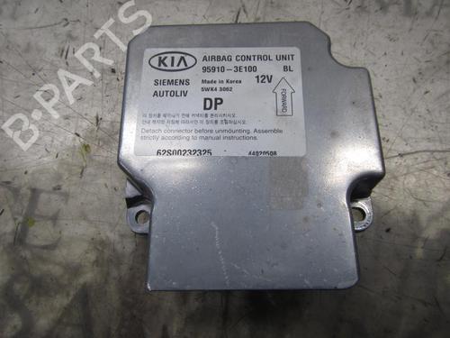 Used ECU airbags KIA SORENTO I (JC) 2.5 CRDi 4WD (140 hp) 3826781