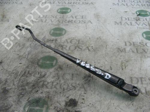 Used Front windshield wiper arm CITROËN XSARA (N1) 1.6 i (88 hp) 3759713