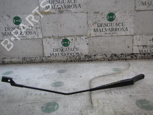 Used Front windshield wiper arm Front windshield wiper arm 3833509 3833509